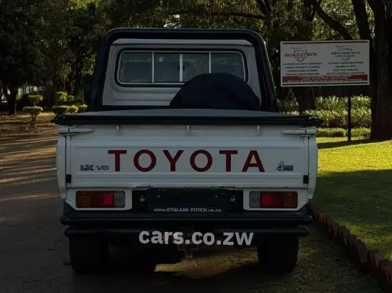 Picture of Toyota Land Cruiser 2017