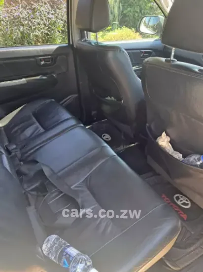 Picture of Toyota Fortuner 2013
