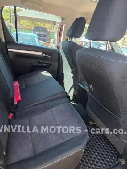 Picture of Toyota Hilux 2017