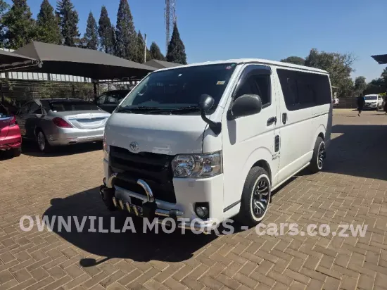 Picture of Toyota Hiace 2017