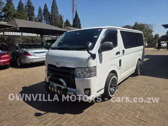 Picture of Toyota Hiace 2017