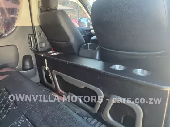 Picture of Toyota Hiace 2017