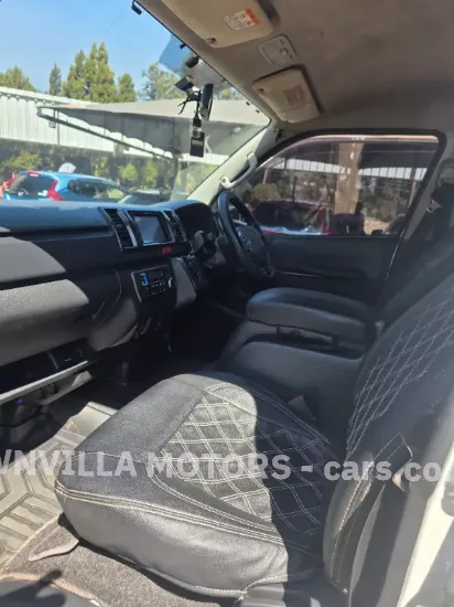 Picture of Toyota Hiace 2017