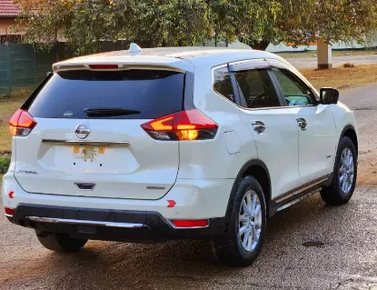 Picture of Nissan X-Trail 2019