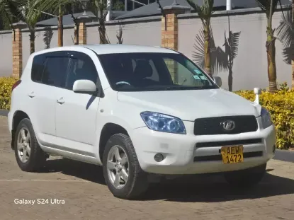 Picture of Toyota Rav4 2012