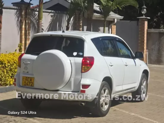 Picture of Toyota Rav4 2012