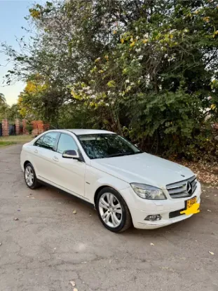 Picture of Mercedes Benz C-Class 2009