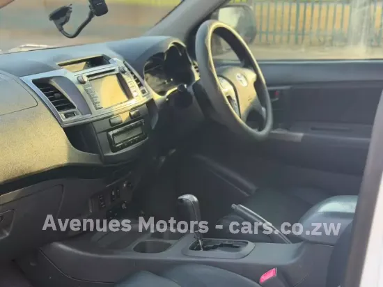 Picture of Toyota Hilux 2014