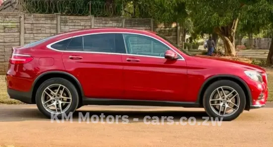 Picture of Mercedes Benz GLC 2017