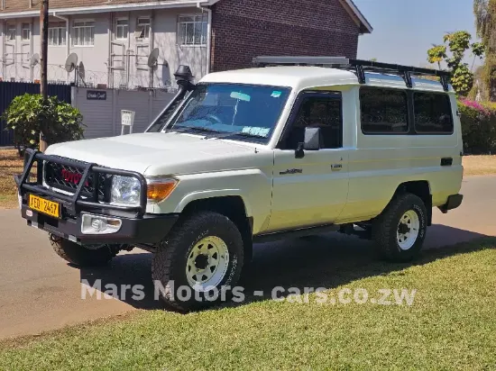 Picture of Toyota Land Cruiser 2018