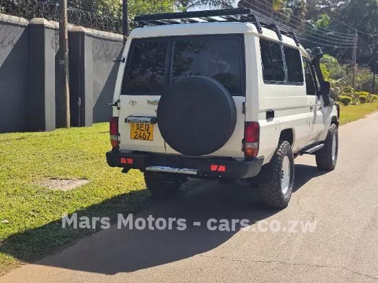 Picture of Toyota Land Cruiser 2018