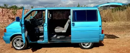 Picture of VW Caravelle 1996