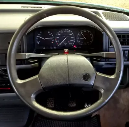 Picture of VW Caravelle 1996