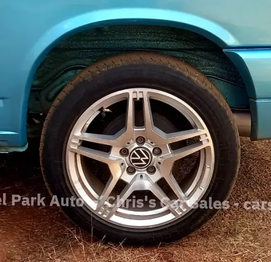 Picture of VW Caravelle 1996