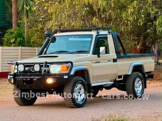 Picture of Toyota Land Cruiser 2019