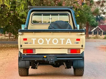 Picture of Toyota Land Cruiser 2019