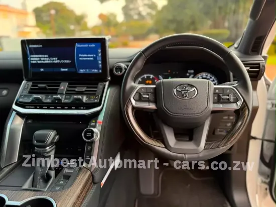 Picture of Toyota Land Cruiser 2024