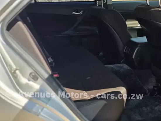 Picture of Toyota Mark x 2016