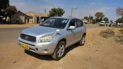 Picture of Toyota Rav4 2005