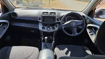 Picture of Toyota Rav4 2005