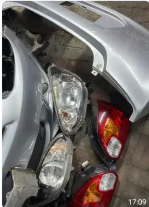 Picture of Mirage Mitsubishi spares for sale