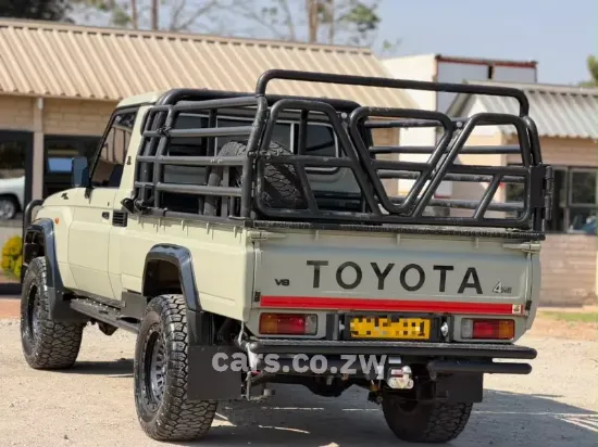 Picture of Toyota Land Cruiser 2022
