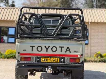Picture of Toyota Land Cruiser 2022
