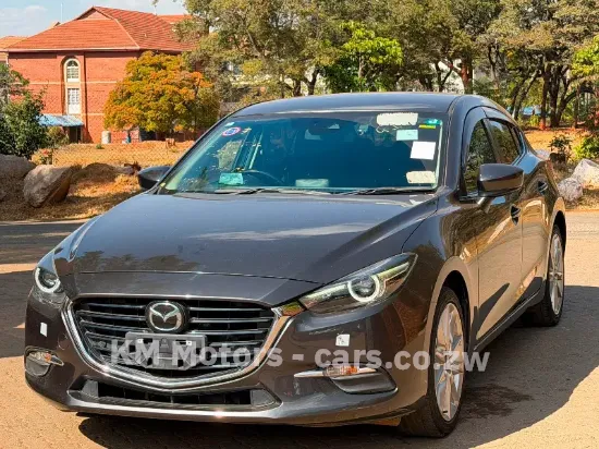Picture of Mazda Axela 2016