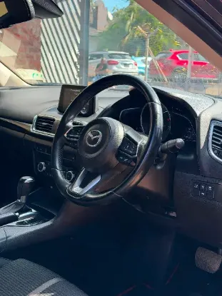 Picture of Mazda Axela 2016