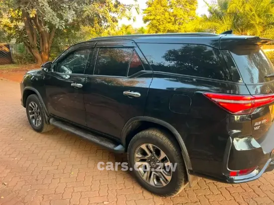 Picture of Toyota Fortuner 2025