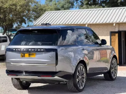 Picture of Land Rover Range Rover Vogue Autobiography 2023
