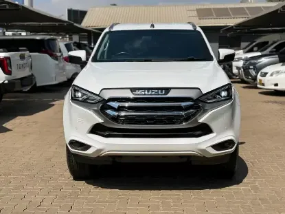 Picture of Isuzu Mu-X 2021