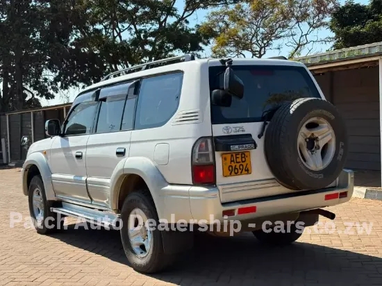 Picture of Toyota Prado 2000