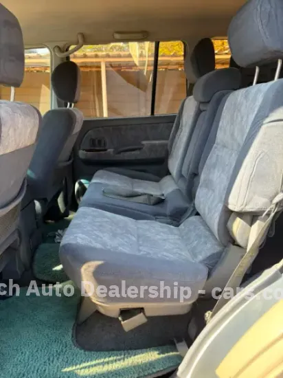 Picture of Toyota Prado 2000
