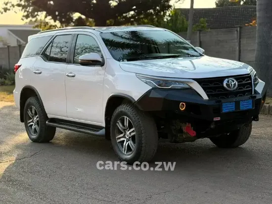 Picture of Toyota Fortuner 2020
