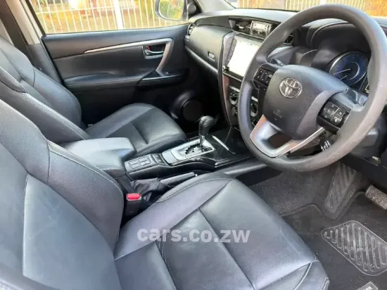 Picture of Toyota Fortuner 2020