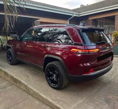 Picture of Jeep Grand Cherokee 2025