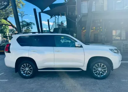 Picture of Toyota Prado 2020