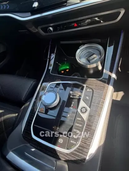 Picture of BMW X5 2024