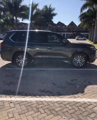 Picture of Lexus LX 2021