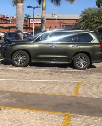 Picture of Lexus LX 2021