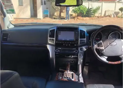 Picture of Toyota Land Cruiser 2014