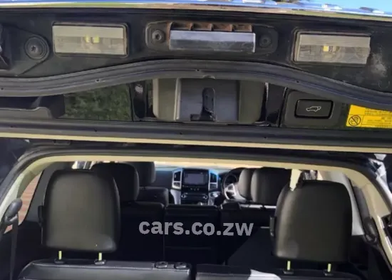 Picture of Toyota Land Cruiser 2014