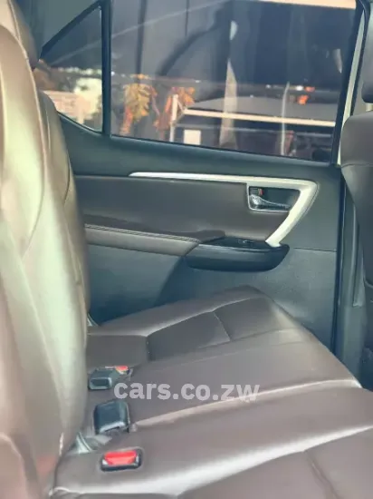Picture of Toyota Fortuner 2020