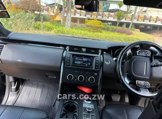 Picture of Land Rover Discovery 2017
