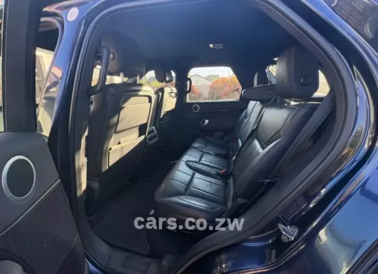 Picture of Land Rover Discovery 2017