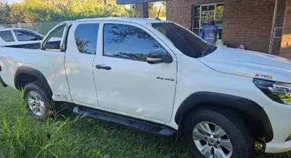 Picture of Toyota Hilux 2017