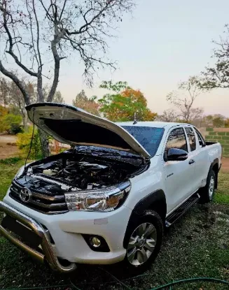 Picture of Toyota Hilux 2017