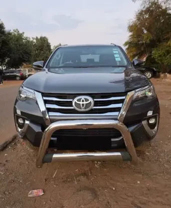Picture of Toyota Fortuner 2018