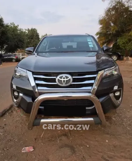 Picture of Toyota Fortuner 2018